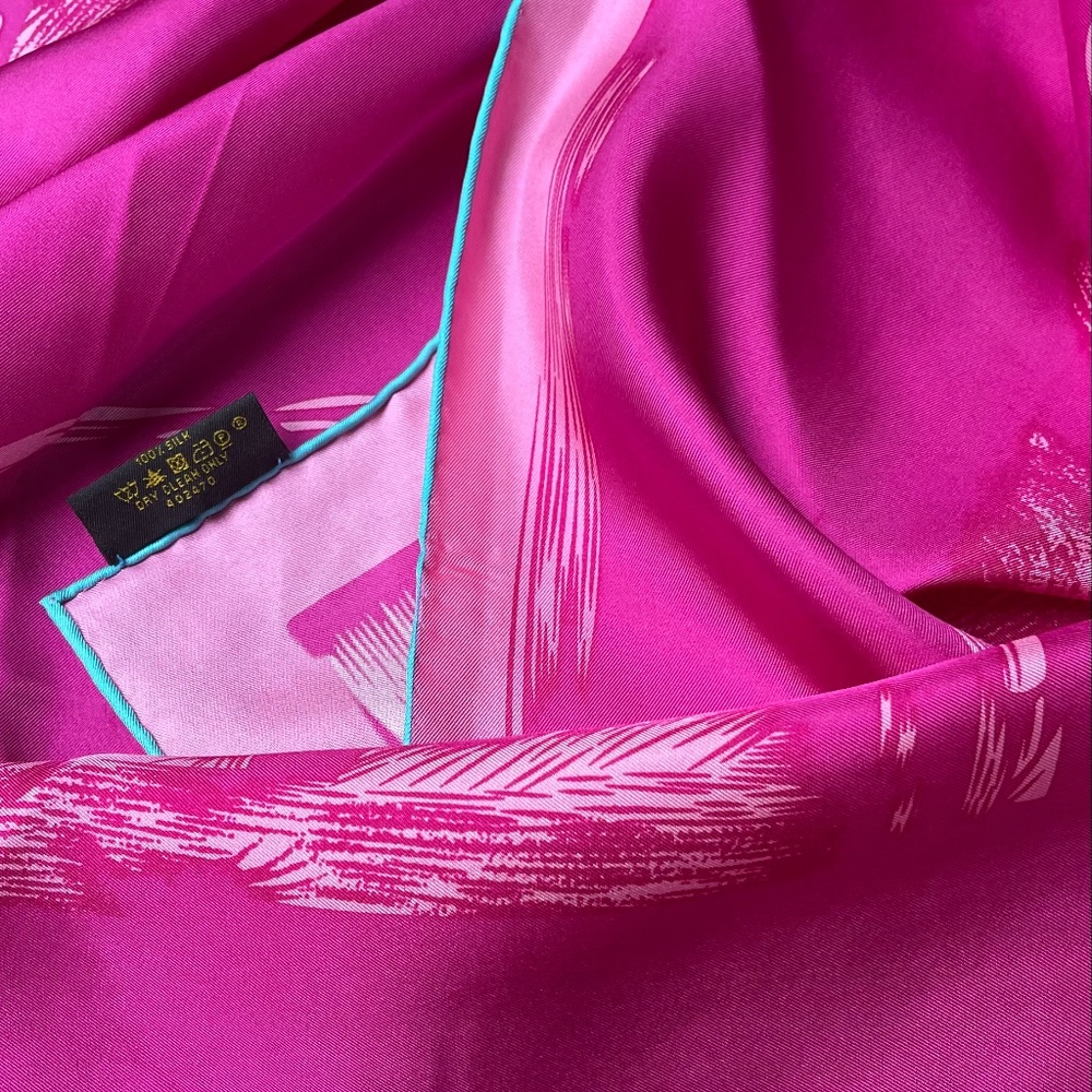Louis Vuitton Pink Fuchsia Logo Silk Scarf - Picture 6 of 7